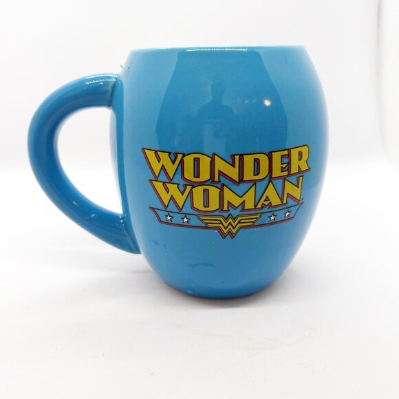 New DC Comics Wonder Woman Oval blue coffee mug - Picture 3 of 8